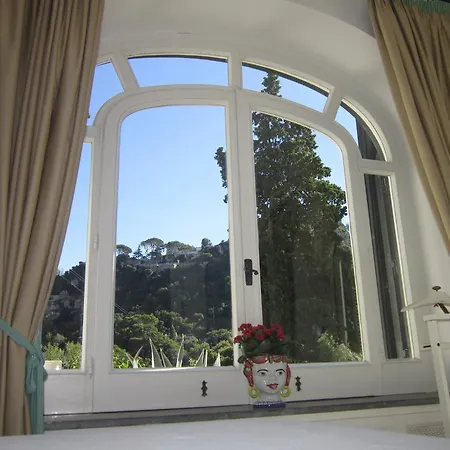 Casa Del Solitario Capri