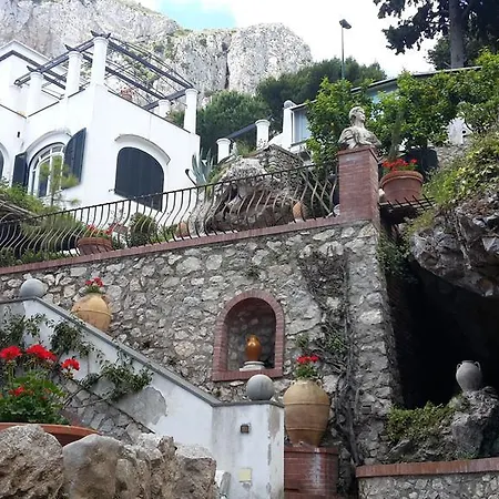 Casa Del Solitario Capri