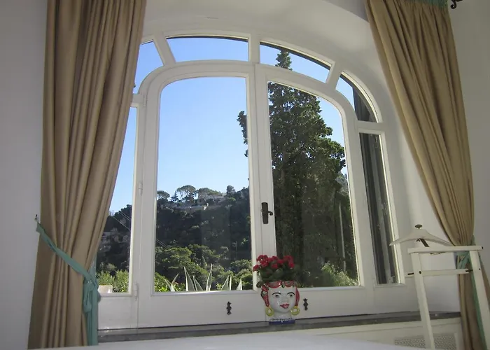 Casa Del Solitario Capri