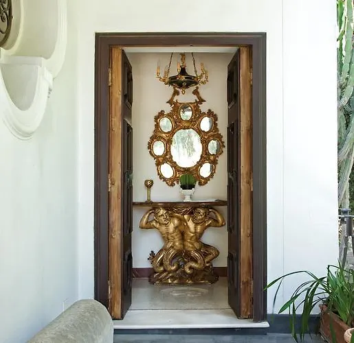 לינה וארוחת בוקר Casa Del Solitario קאפרי