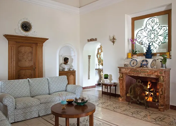 Casa Del Solitario 3* קאפרי