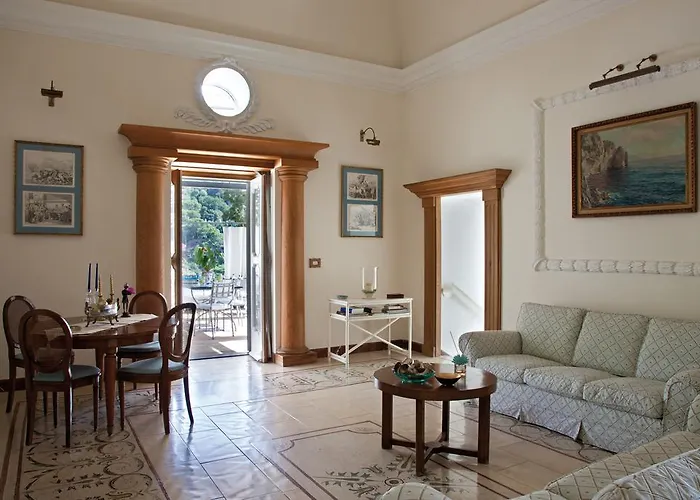 Casa Del Solitario Capri